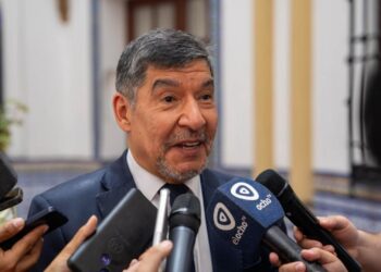 Acevedo ratificó la posición de Tucumán sobre la Ley de Tierras y se refirió a la agenda institucional