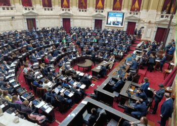 Diputados se prepara para una sesión maratónica con una agenda amplia y una fuerte disputa política