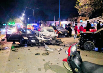 Una moto sufrió un desperfecto y desencadenó un choque múltiple en avenida Ejército del Norte