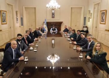 La morosidad vuelve a estar en agenda: Milei analizará el tema en la reunión de Gabinete