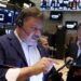 El riesgo país volvió a bajar y cerró la semana por debajo de los 500 puntos